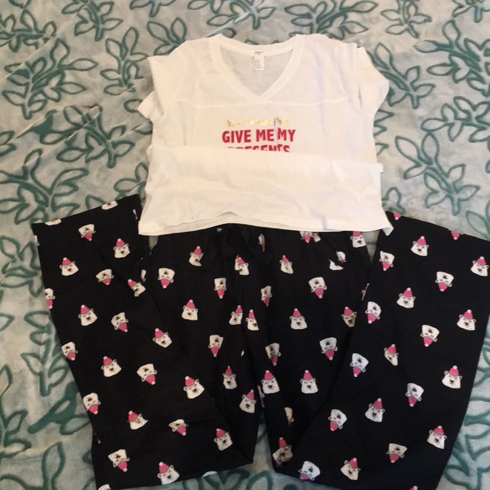 Forever 21 sleep set .. never used